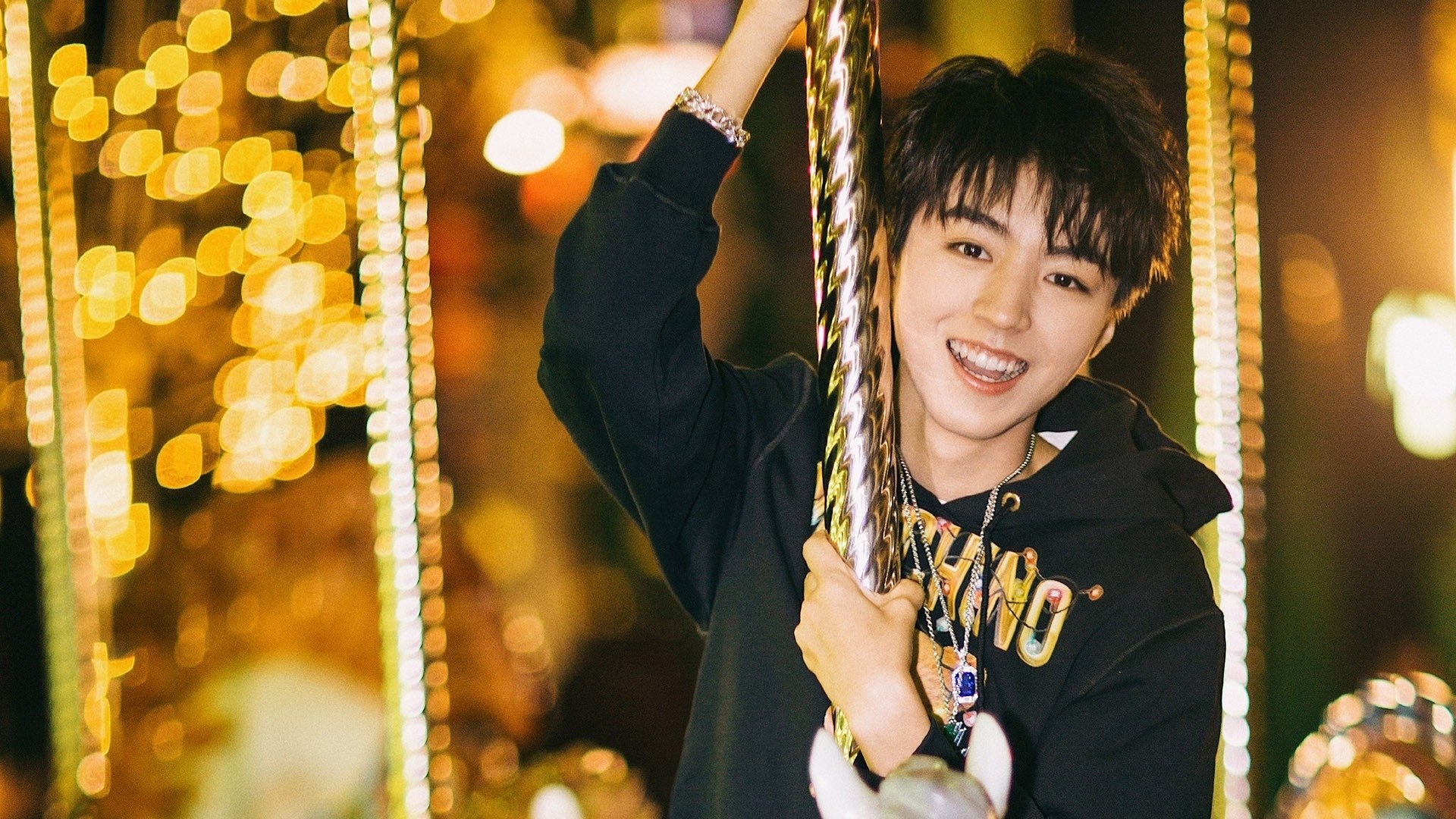 爱游戏体育APP下载-格鲁吉亚队员表现突出，实现惊险获胜，格鲁吉亚选手