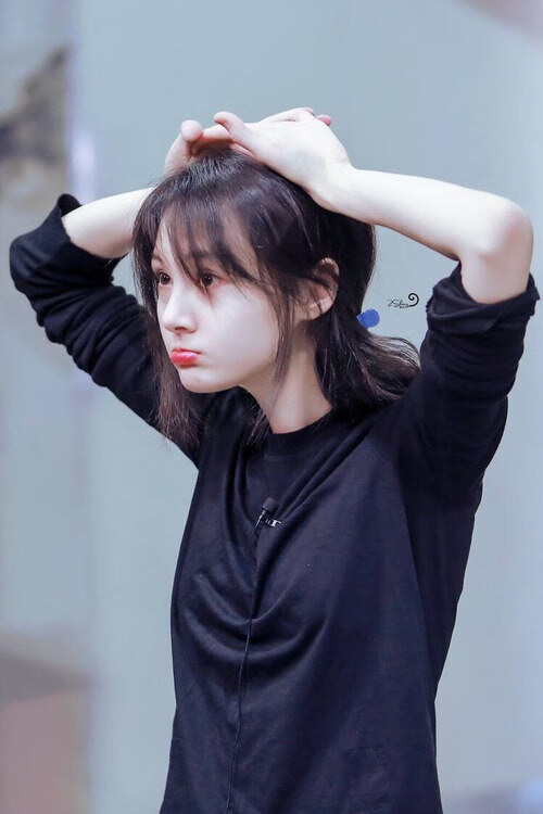 格列兹曼梅开二度，马竞击败巴伦西亚，gabi马竞